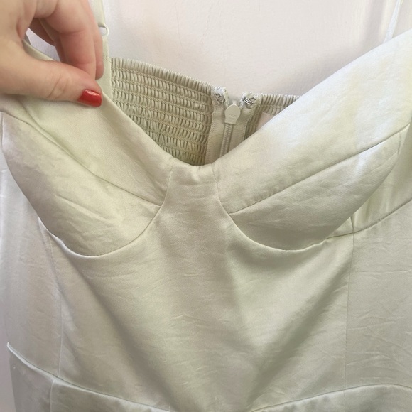 Aritzia Wilfred glaze satin dress‎ 2 - Picture 4 of 6